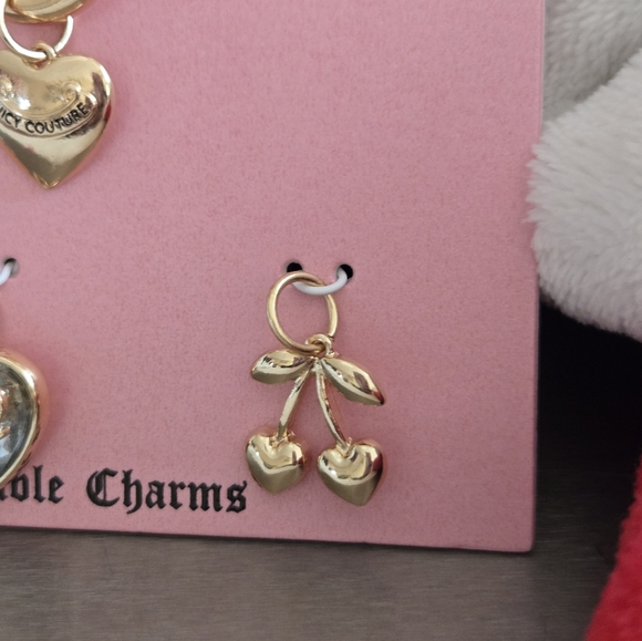 JUICY COUTURE Charm Necklace and Crown Earrings - Picture 6 of 14